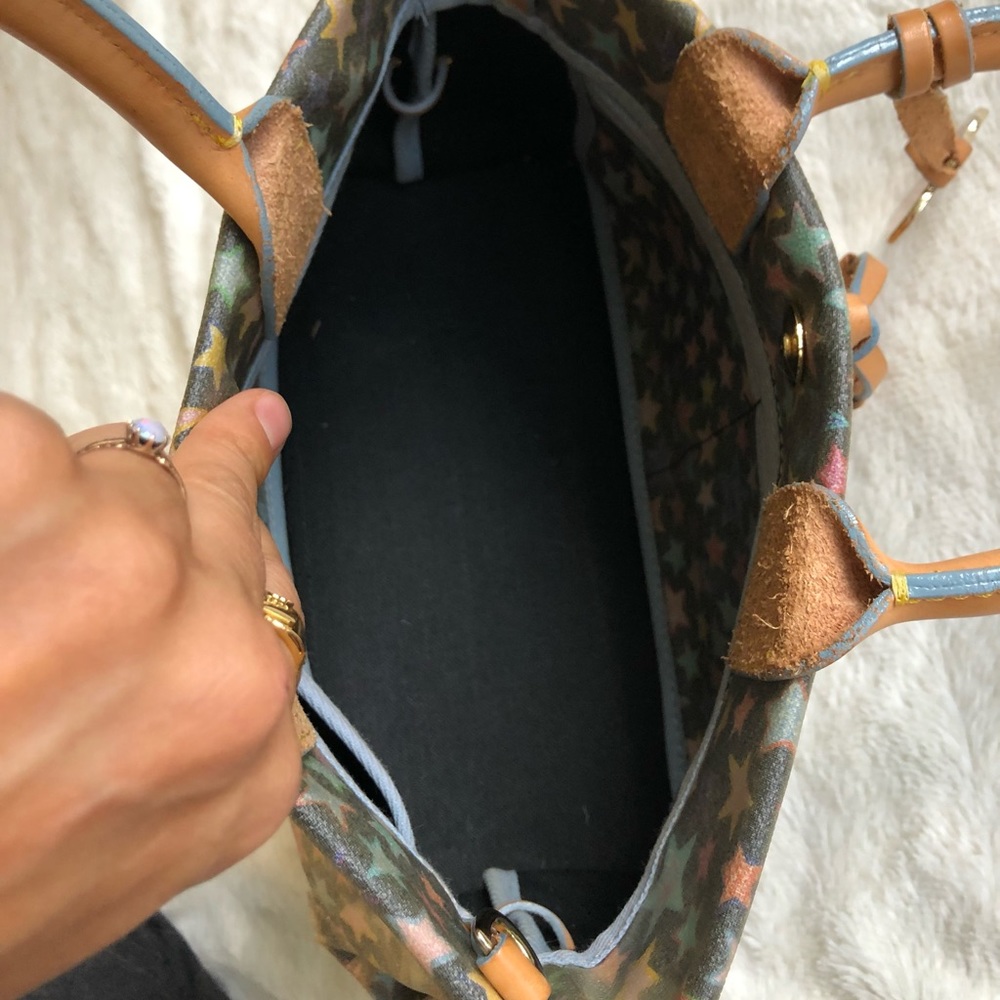 Genuine Dooney & Bourke handbag /purse - Picture 2 of 9